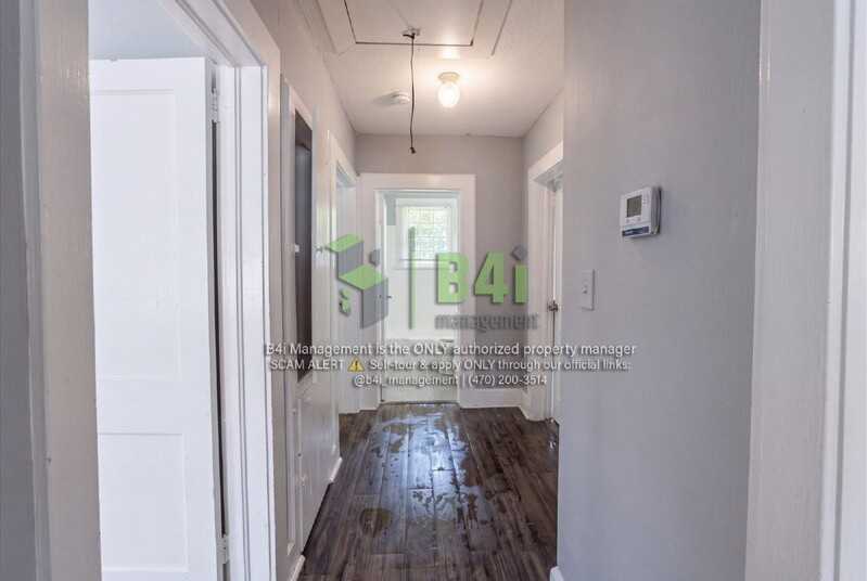 243 Margaret Ave - Photo 7 of 11