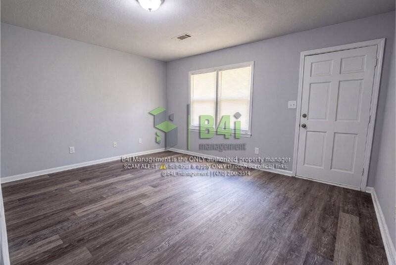 1704 Pheasant Dr - Photo 3 of 16