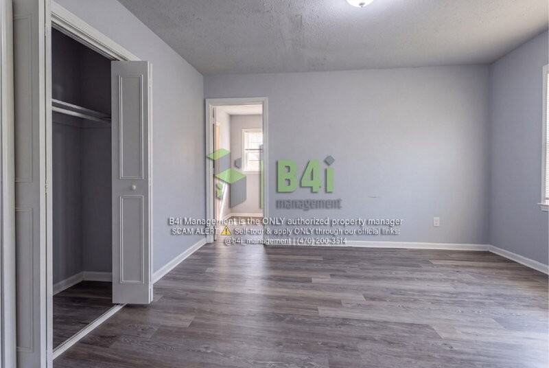 1704 Pheasant Dr - Photo 6 of 16