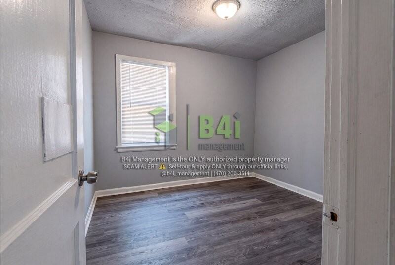 36 Mathews St - Photo 6 of 13