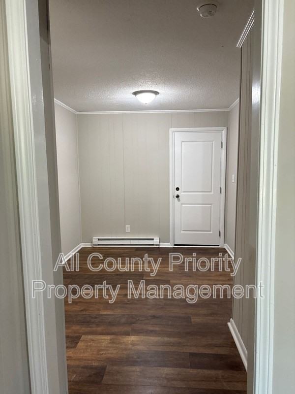 1706 Carolina St E #B - Photo 6 of 11