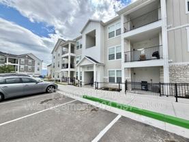 936 W Big Ben Ln #302 - Photo 1 of 1