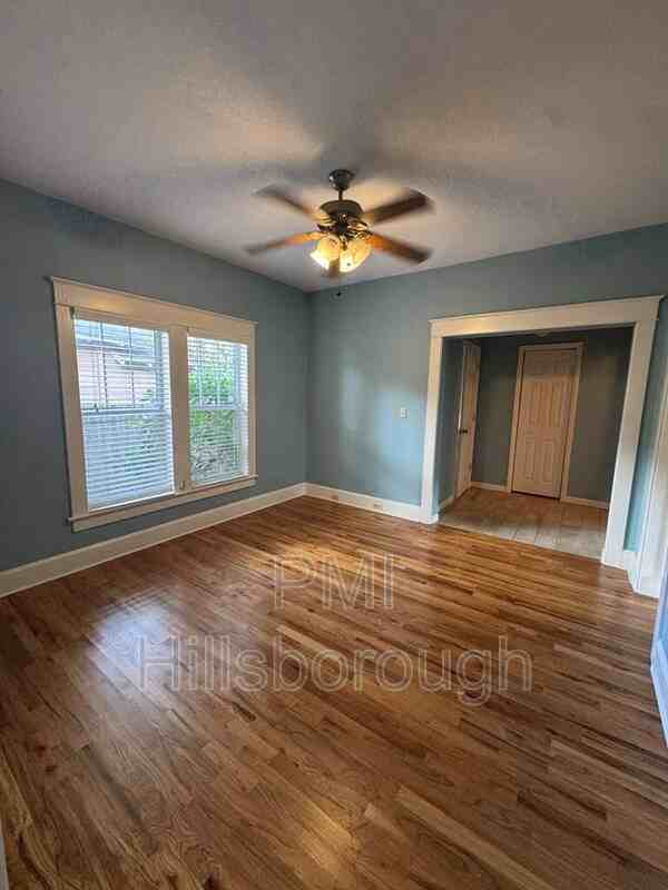 1403 E Paris St - Photo 7 of 30
