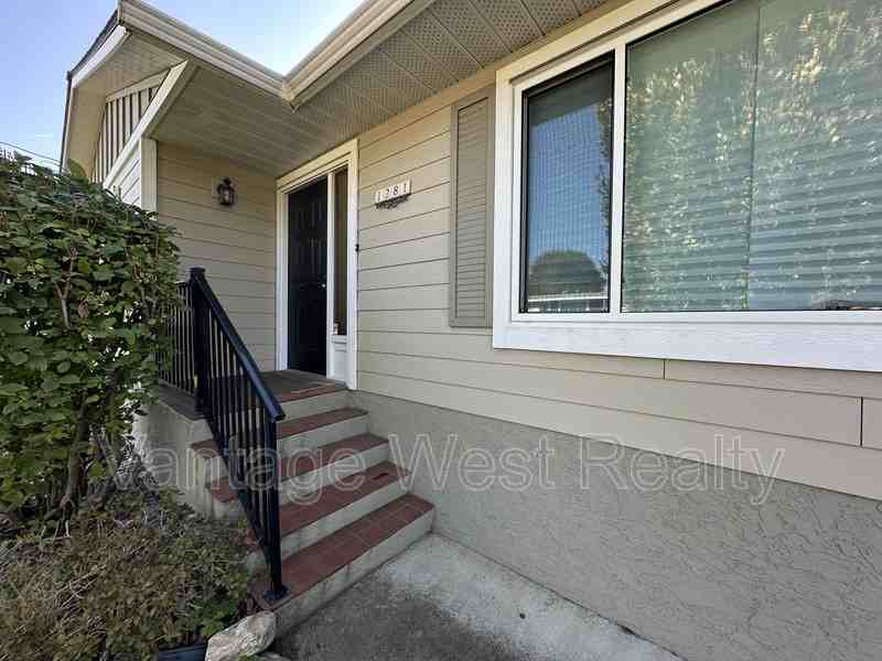 1281 Bothe Rd - Photo 4 of 39