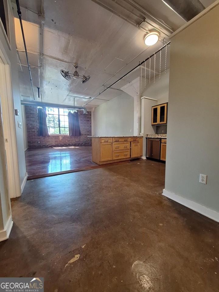 172 Haynes St Sw #213 - Photo 7 of 23