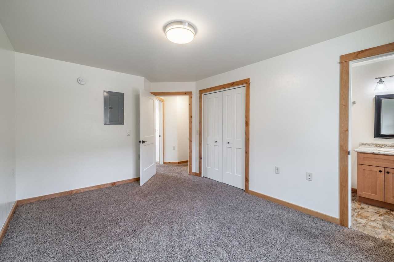 1715 Euclid Ave - Photo 7 of 15