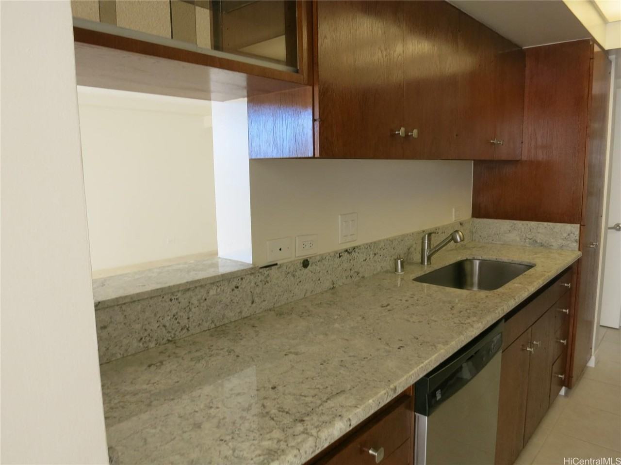 1050 Lunalilo St #506 - Photo 6 of 25