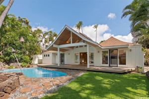 featured image of 814 Kealaolu Ave