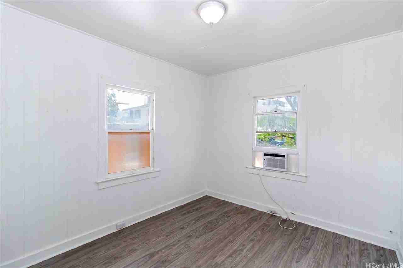 1746 Citron St #C - Photo 5 of 9