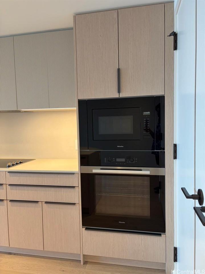 333 Ward Ave #3711 - Photo 5 of 22
