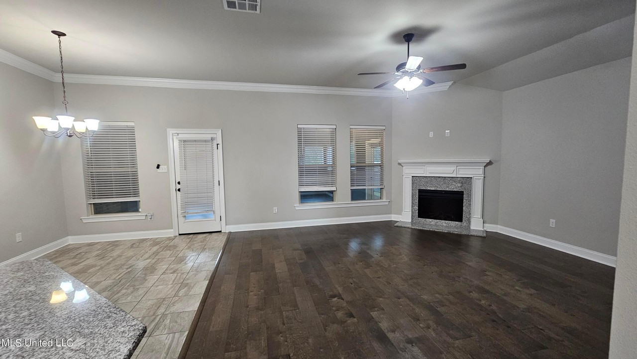 14307 Viola Way - Photo 2 of 13