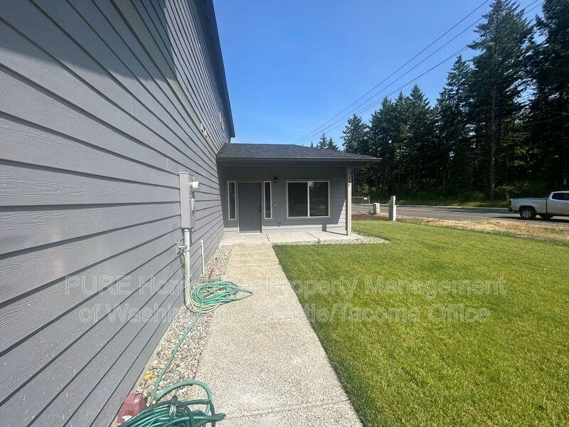 208th St E #5111 - Photo 2 of 33