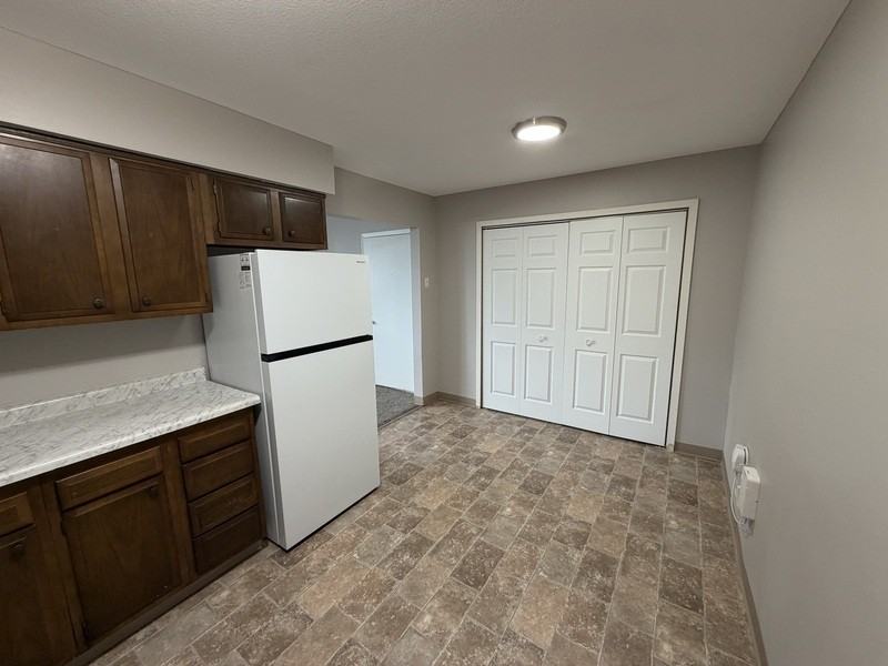 1202 Se Belmont Dr #3 - Photo 5 of 11
