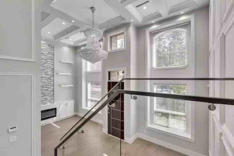 9071 Steveston Hwy - Photo 5 of 21