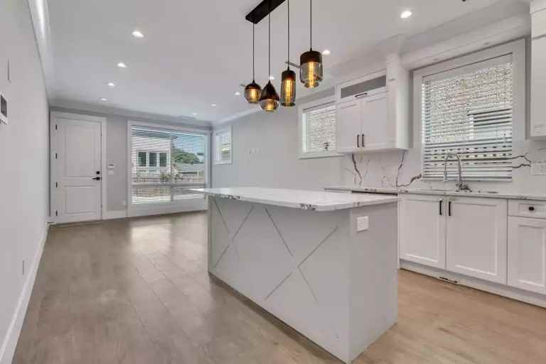 9071 Steveston Hwy - Photo 6 of 21