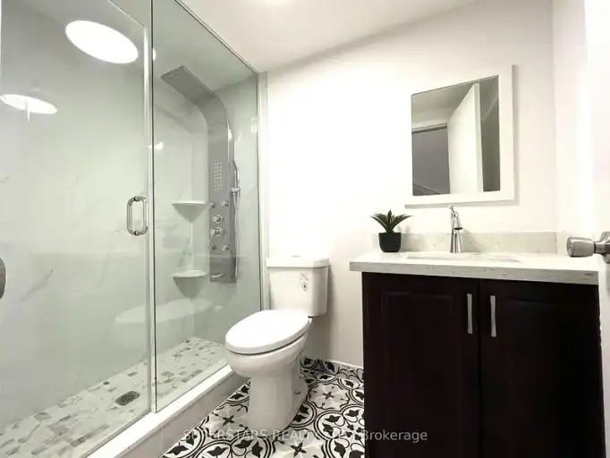 38 Saint Lawrence St #7 - Photo 5 of 13