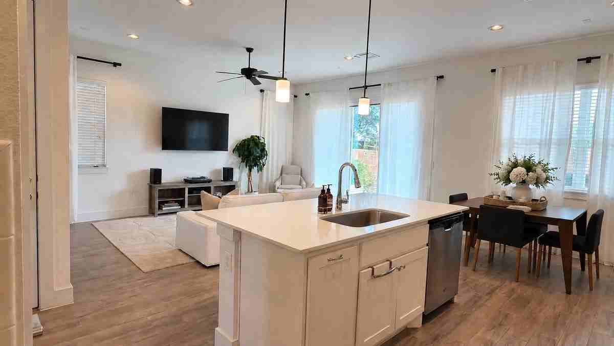 204 Verrado Path - Photo 4 of 13
