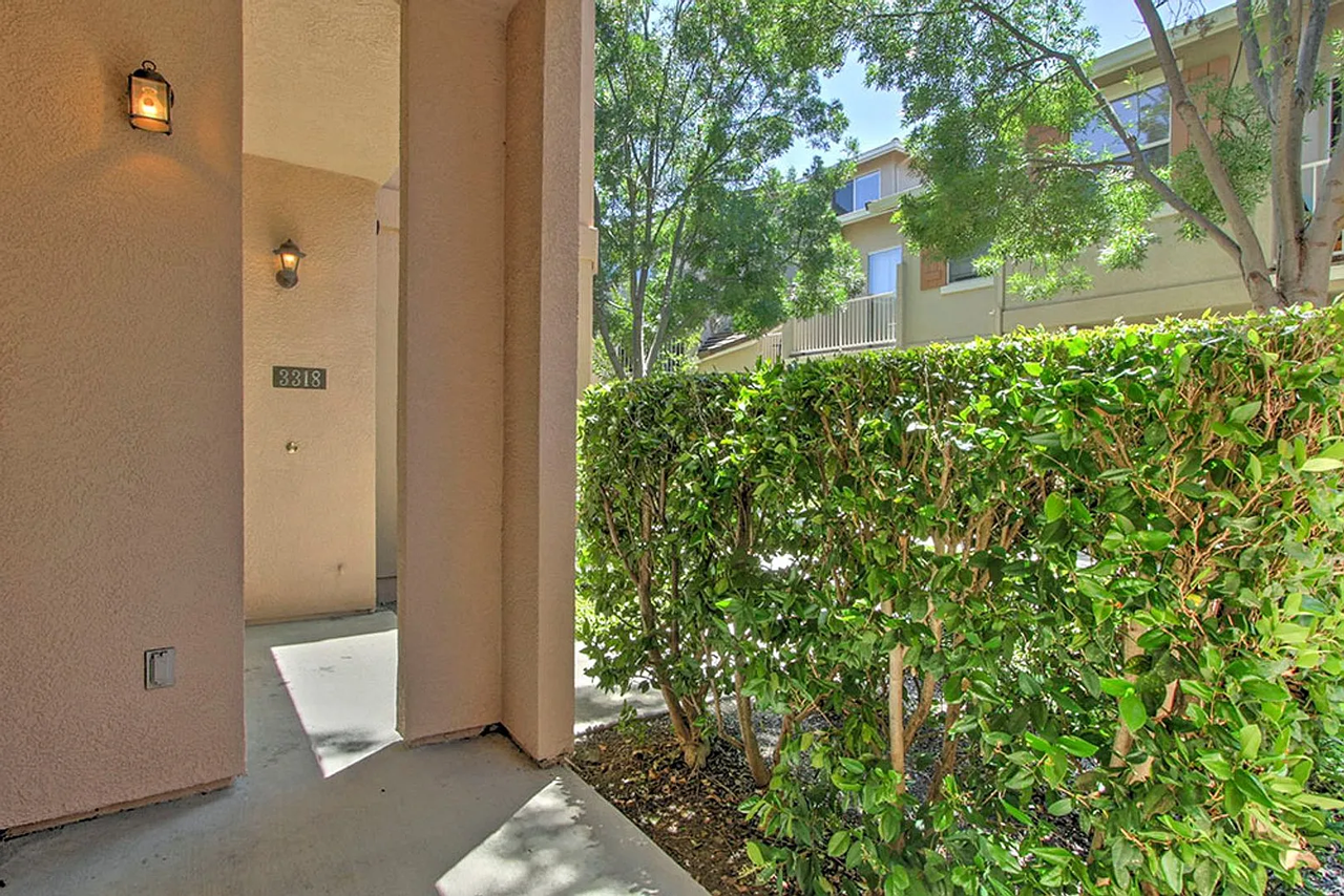 3318 Midtown Pl #NA - Photo 2 of 19