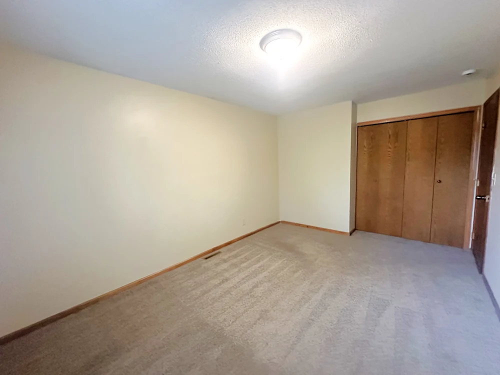 14121 Rosewood Ln N #NA - Photo 2 of 8