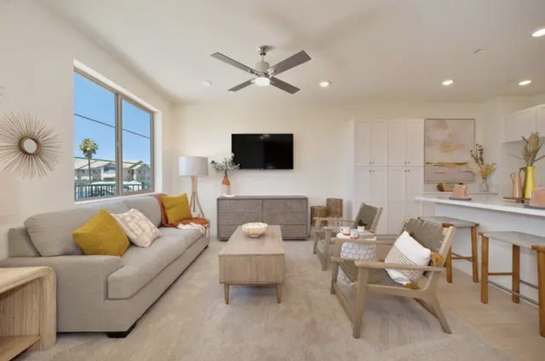1733 Grand Breeze Ln #1 - Photo 6 of 20