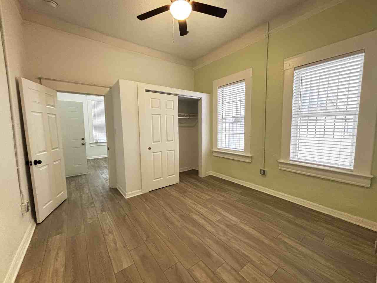 2906 W Chestnut St #A - Photo 5 of 12