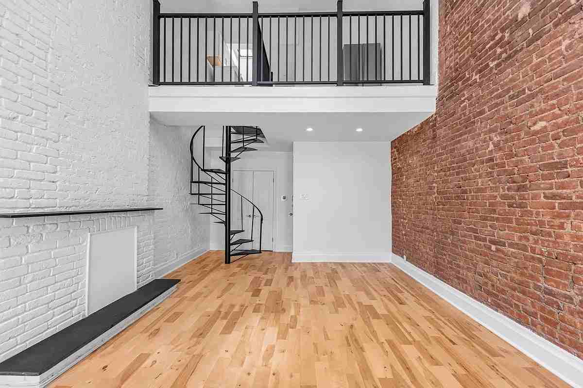 404 W 22nd St #4F - Photo 3 of 5