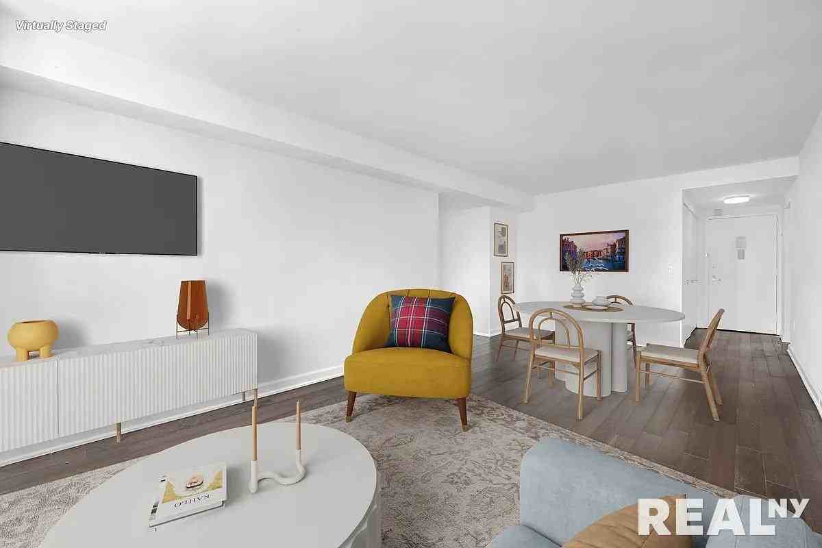 W 24th St #29H - Photo 3 of 3