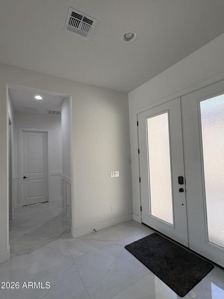 1285 E Mead Dr - Photo 5 of 40