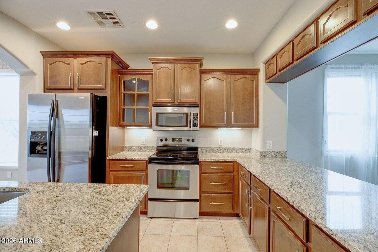 3652 E Horace Dr - Photo 6 of 21