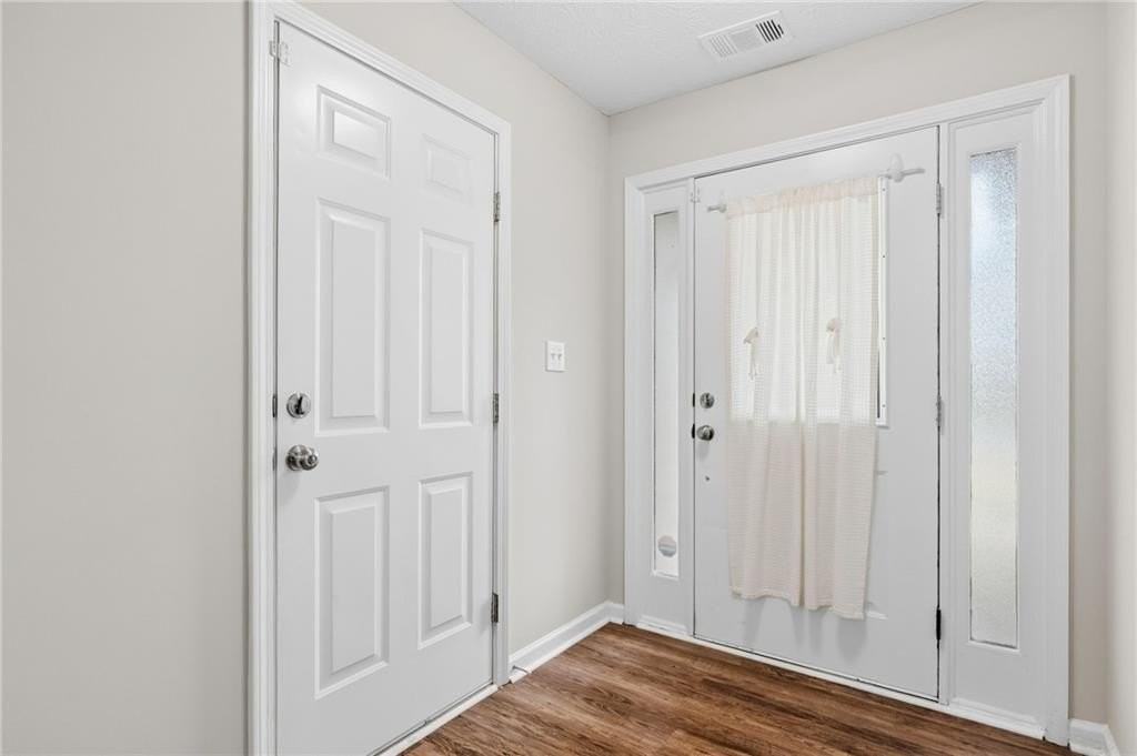 3260 Ennfield Ln - Photo 3 of 50