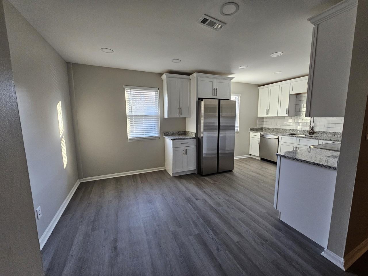 3543 Windermere Dr - Photo 5 of 13