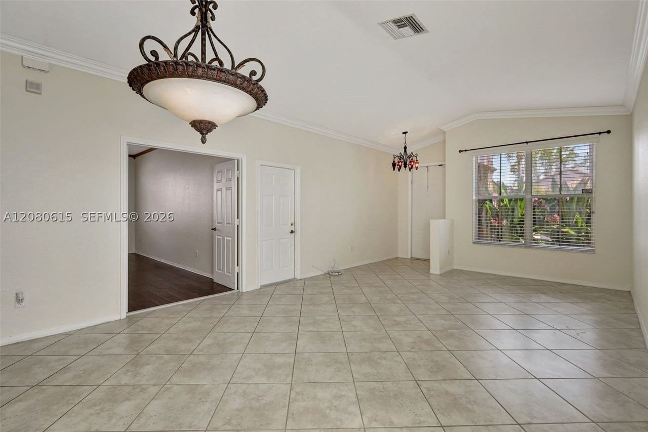 8481 Siciliano St #8481 - Photo 5 of 50