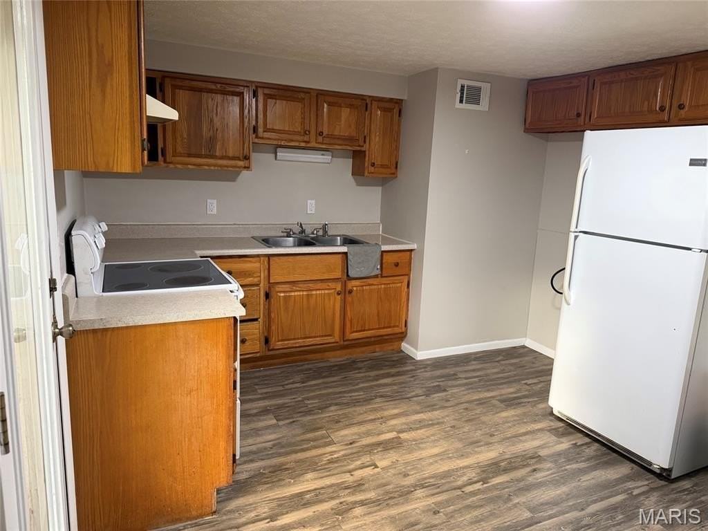 260 E Acton Ave #C - Photo 7 of 8