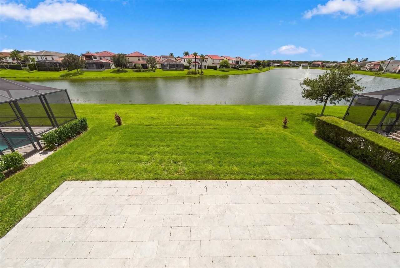 10397 Royal Cypress Way - Photo 6 of 37