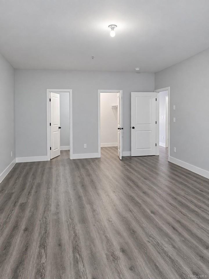 11 Orange Ln #8 - Photo 4 of 10