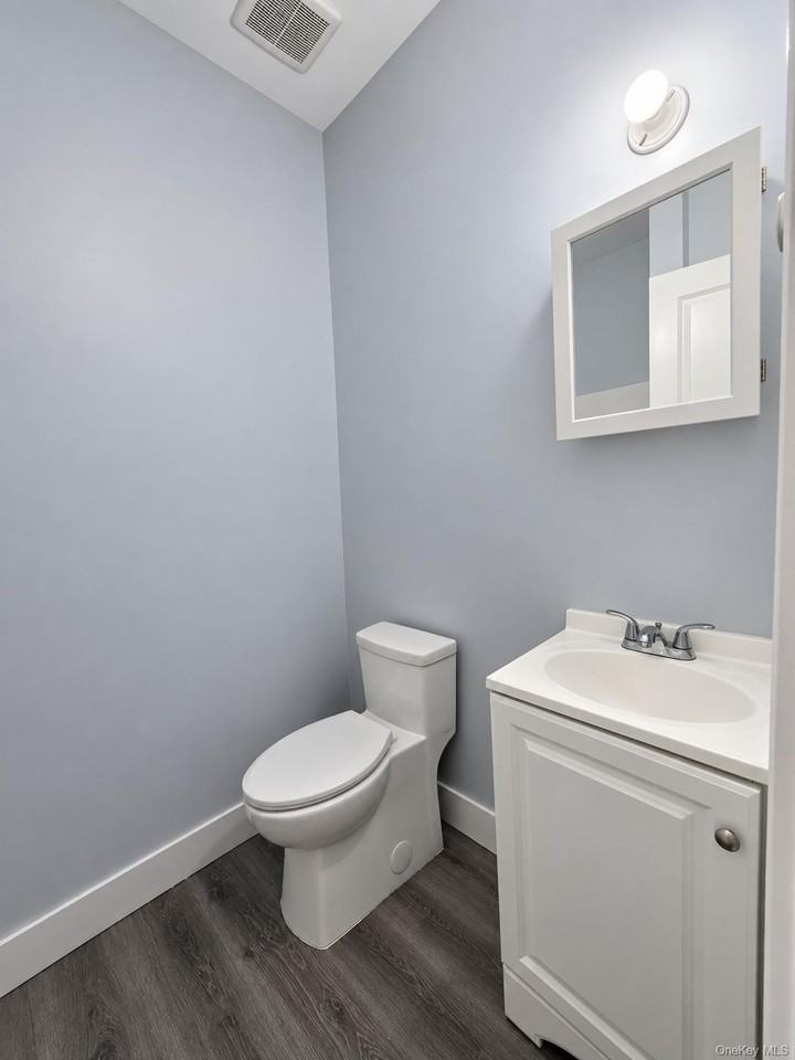 11 Orange Ln #8 - Photo 5 of 10