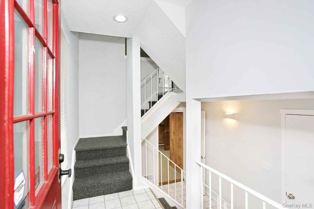 161 Treetop Cir #161 - Photo 3 of 37