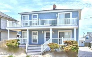 featured image of 4 Camden Ave #DOWN