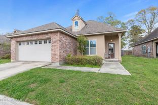 229 Rosemary Pl - Photo 1 of 1