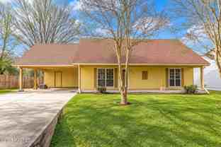 222 Winsor Dr - Photo 1 of 1
