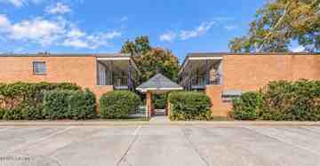 featured image of 718 Harding St #8