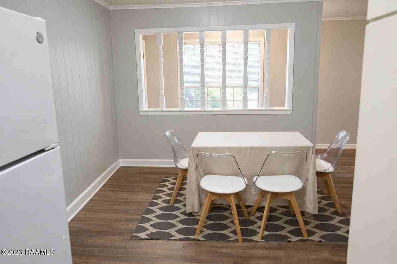 718 Harding St #8 - Photo 7 of 10