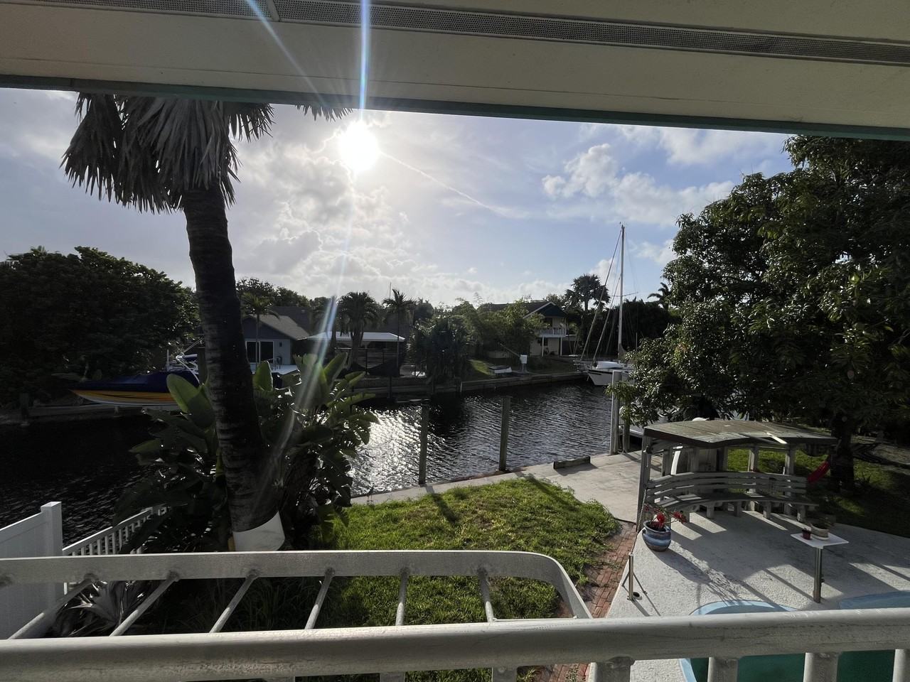 1614 Sw 18th Ave #B - Photo 3 of 15
