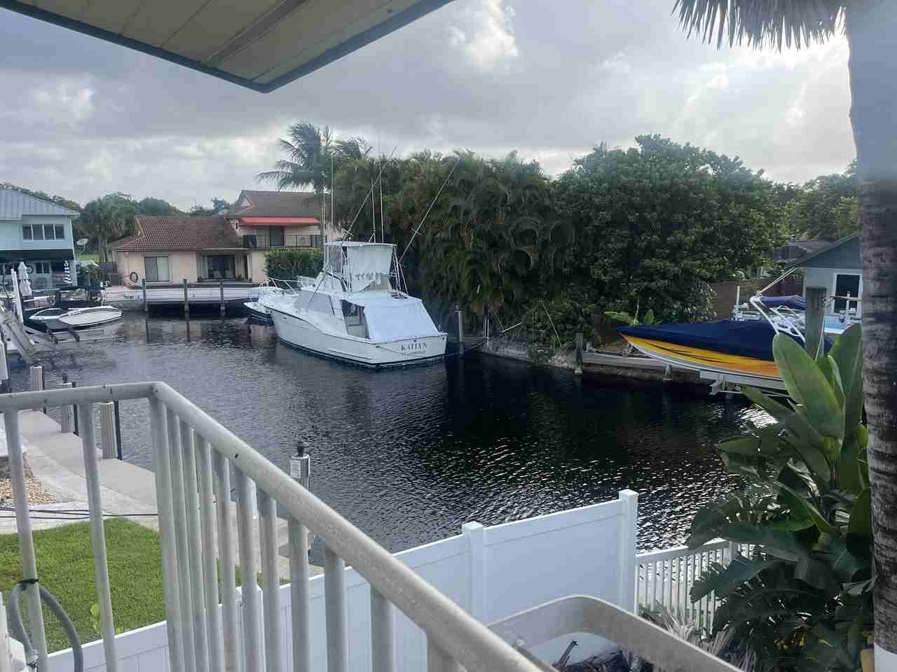 1614 Sw 18th Ave #B - Photo 4 of 15
