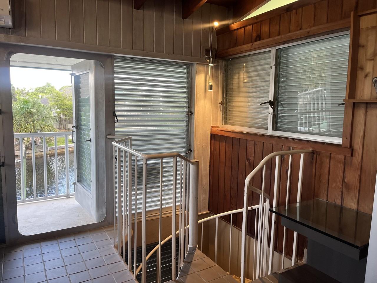 1614 Sw 18th Ave #B - Photo 6 of 15