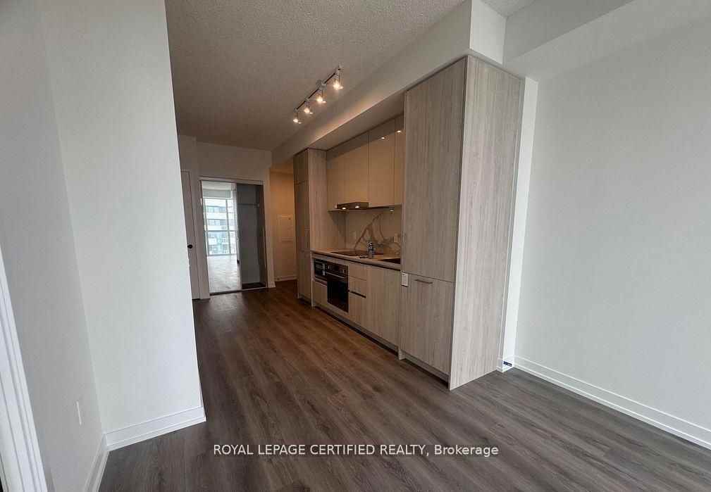 225 Commerce Street #5515 - Photo 3 of 7