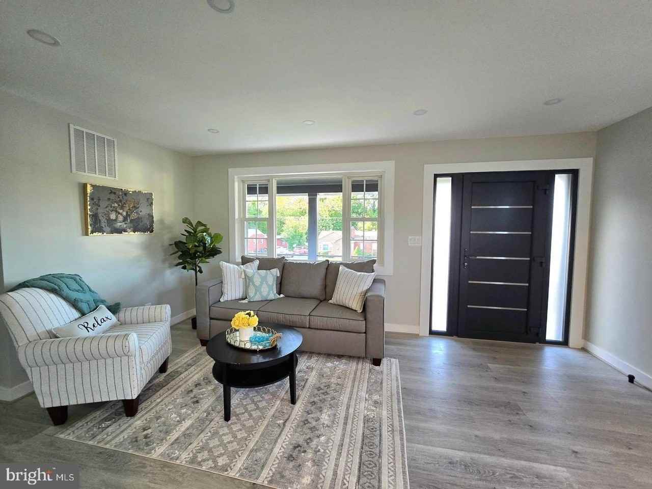 6065 Munson Hill Rd - Photo 2 of 46