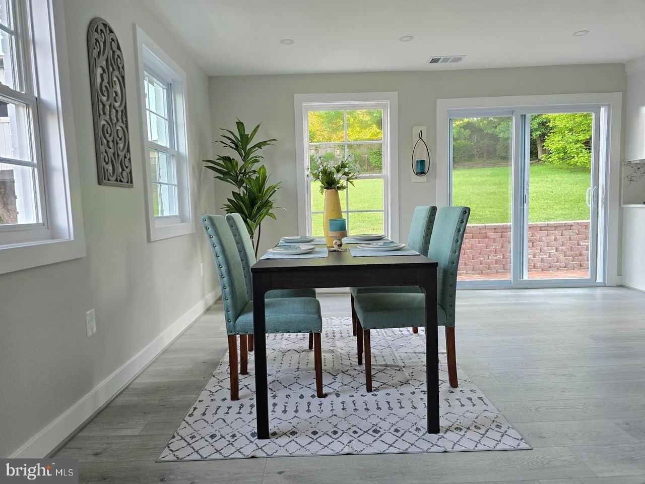 6065 Munson Hill Rd - Photo 3 of 46