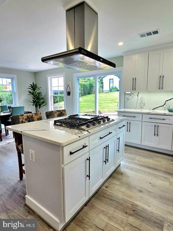 6065 Munson Hill Rd - Photo 4 of 46