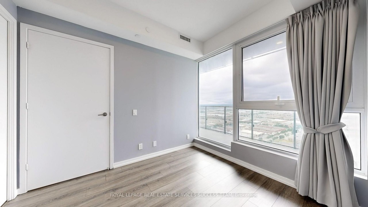 7890 Jane Street #3808 - Photo 5 of 9